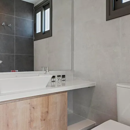 Serenity Waves 22 Larnaca